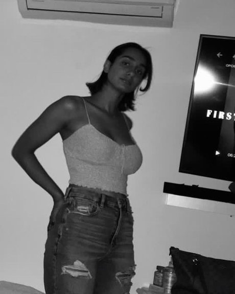 Santaread top actress photo