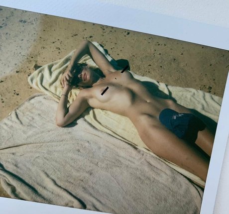 Marloes Horst porn actress photo