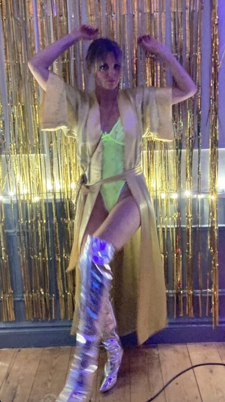 Morgana Robinson model nude galleries