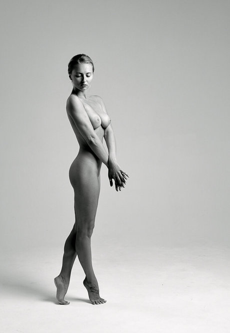 Anastasia Zavistovskaya perfect model pictures