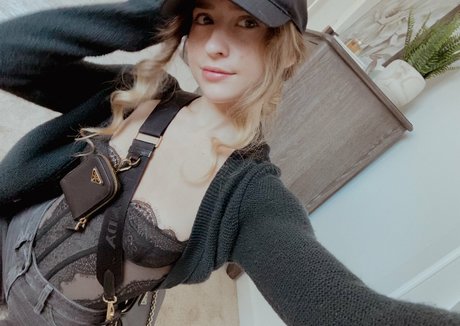 RyyFyy pornstar nice photo