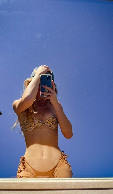 RyyFyy xxx actress gallery