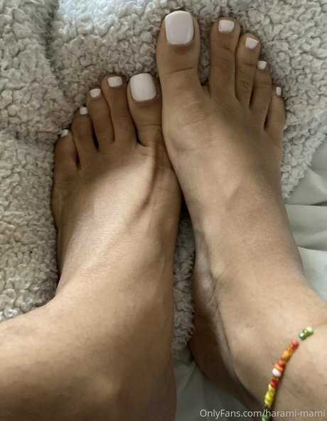 harami mami pretty actress picture