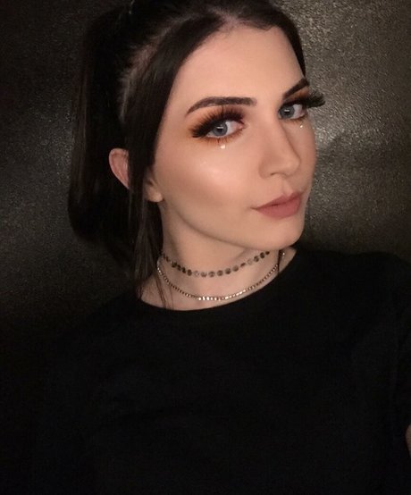 Angela Moraes erotic star pics