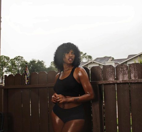 only asia4 pornographic model picture