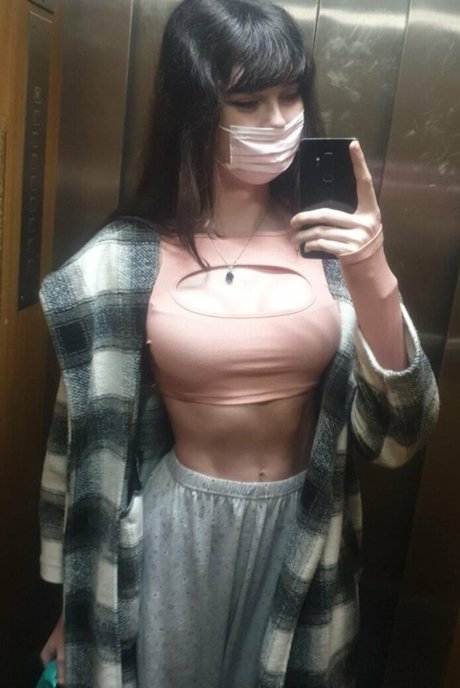 Niki Zmf model sexy photos