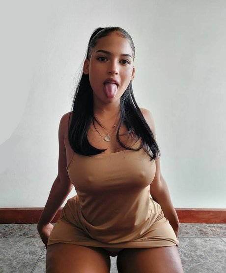 Elisa Jimenez Londono pornstar naked img