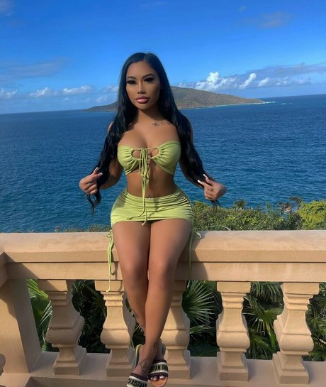 lissythedoll star nice picture