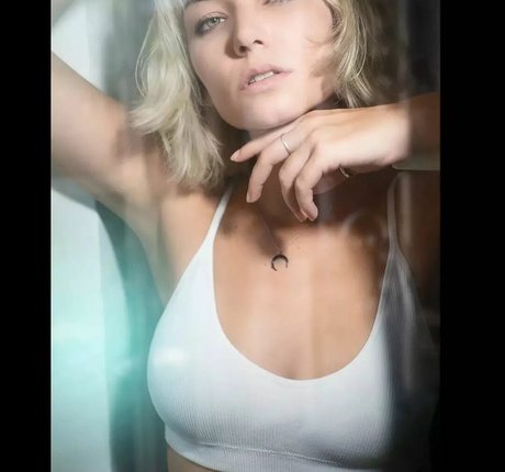 Antonell Spina nude pornstar picture