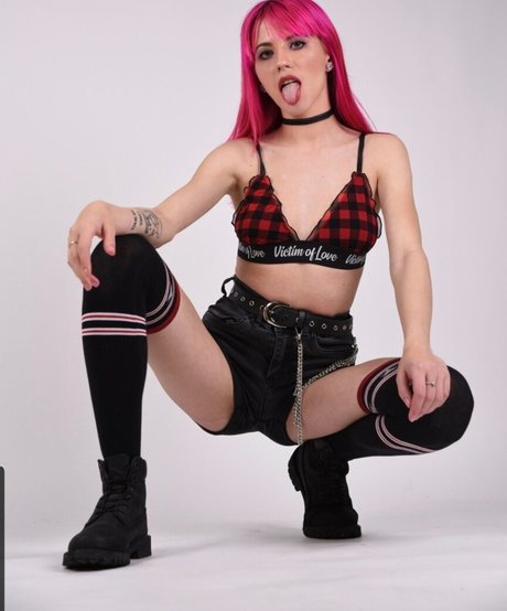 Anna Masarski beautiful actress pics