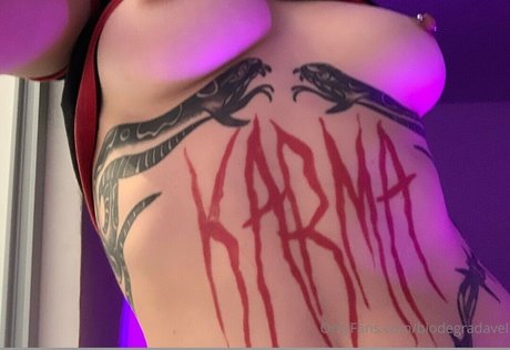 Bi0degradavel adult model photos