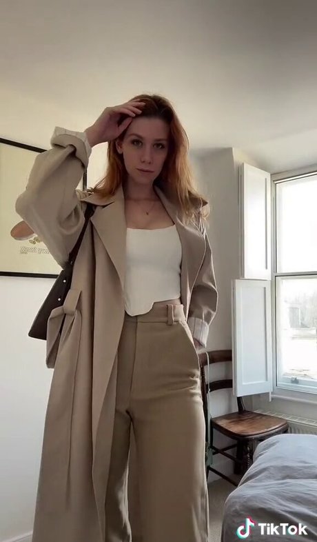 Seen Ellbats star high quality galleries