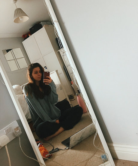 Seen Ellbats nude pornstar galleries