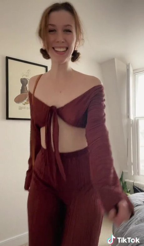 Seen Ellbats star perfect photo