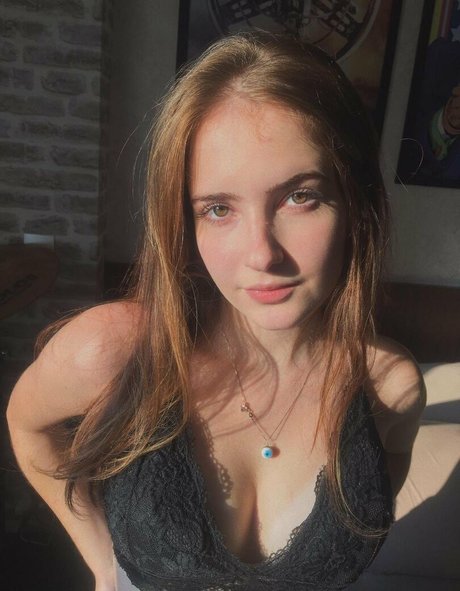 Camila Moroz model porn pic