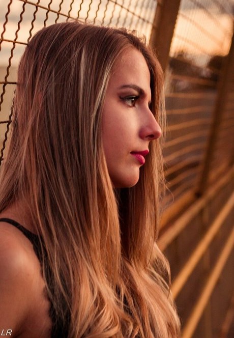 Roberta Pfaff pretty star pic