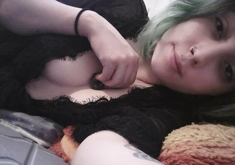 LewdPrincess08 high quality star pics