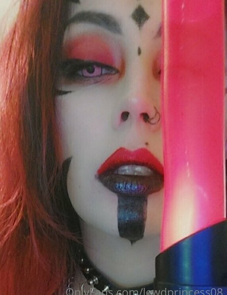 LewdPrincess08 star photo