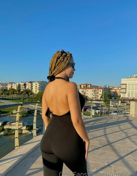 sinooo666 naked star image