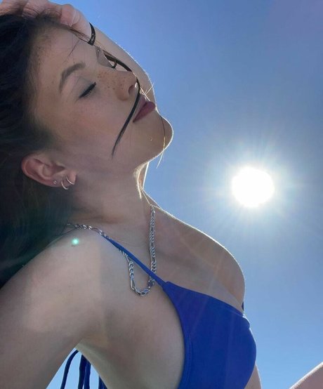 Lauren Suzaanne xxx model img