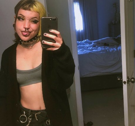 Ch0ke Cherry top actress pics