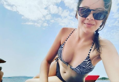 Lx Sasha naked actress pics