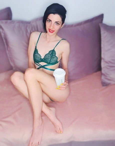 BellaSabini model beautiful archive