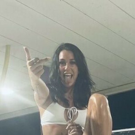 Taylyn Quay beautiful star galleries