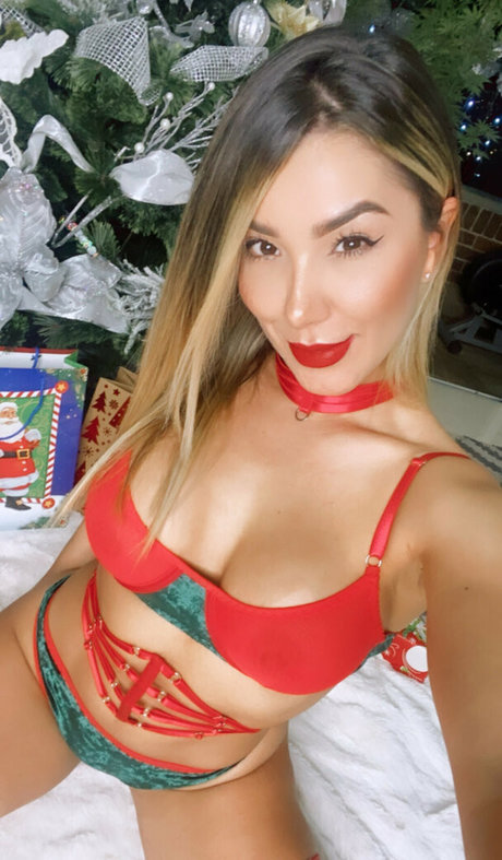 byMissVasquez model adult images