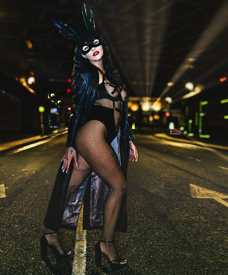 Reign Chaos art model image