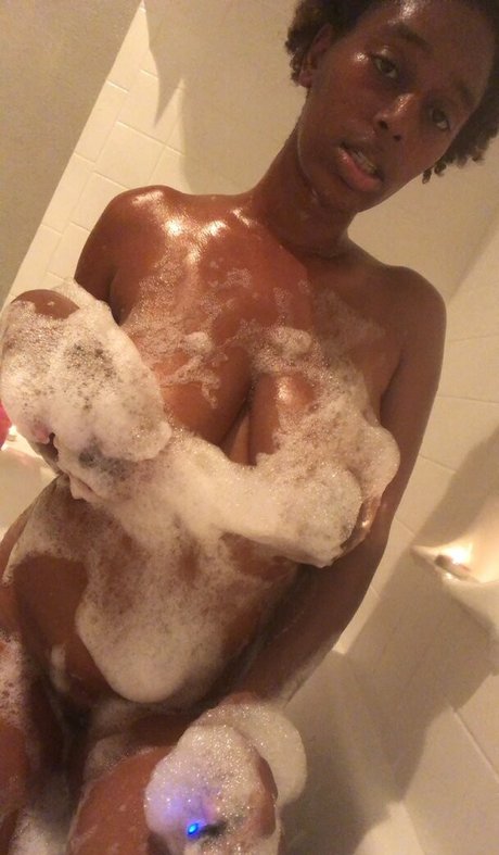 AmineBoobs69 erotic pornstar img