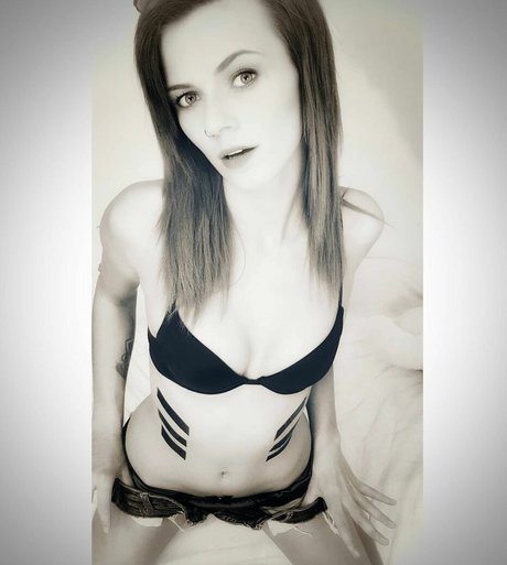 aurora t beautiful actress photo