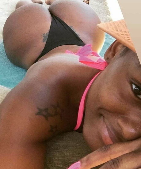 Ysa Santos pornstar adult photos