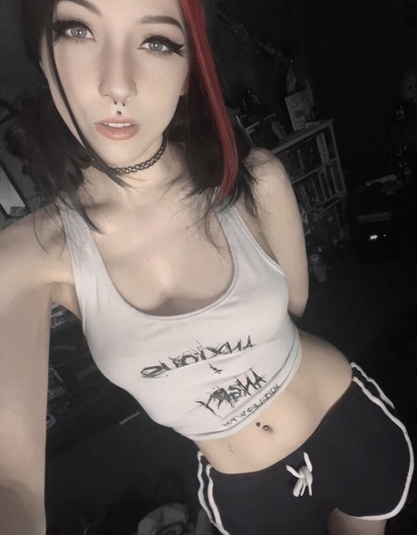 babymorte star nude photos