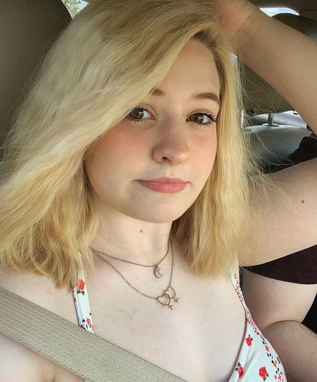 babie nicole naked actress archive