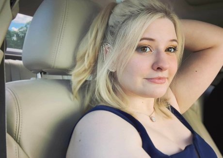 babie nicole hot actress pics