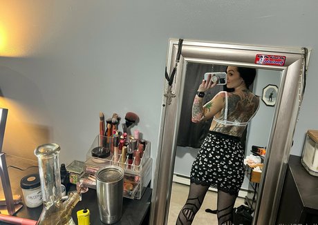 Little Doll nice pornstar photos