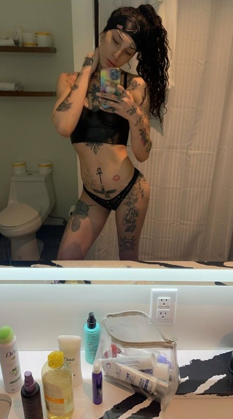 Winter Cullen model nude archive