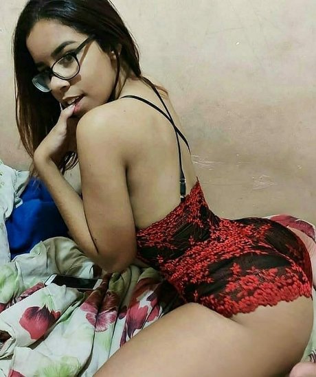 Kau Martini model pretty gallery