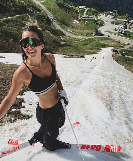 Perinne Laffont model pretty pic