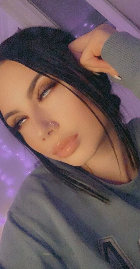 Bailey King model sexy photos