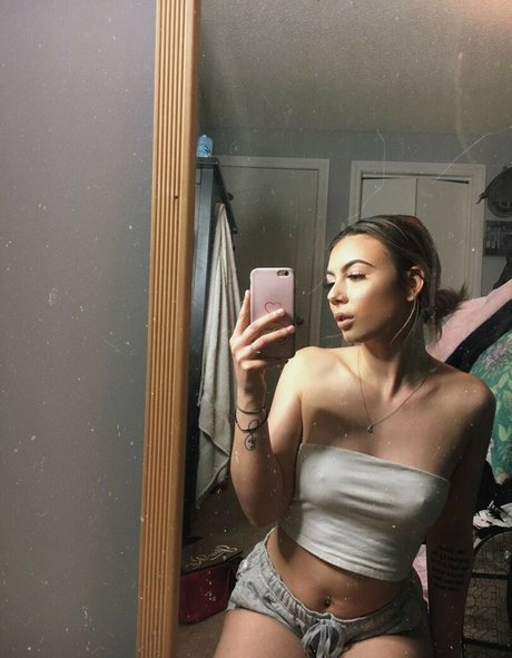 Bailey King hot pornstar picture