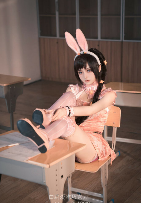 Shirariri naked model photos