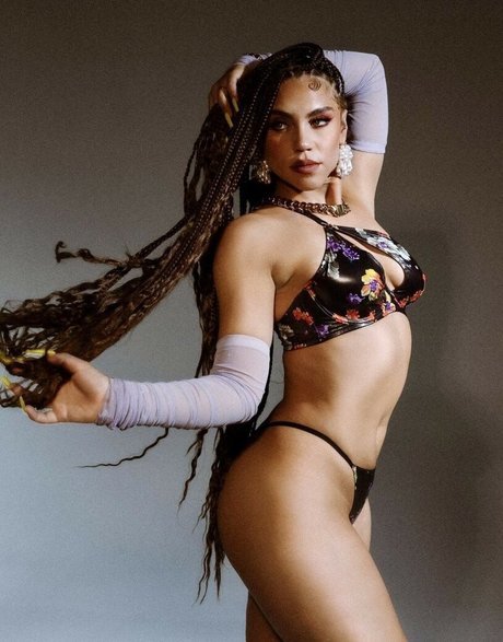 Makayla London high quality actress picture