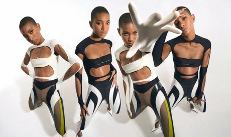 Wllow Smith pretty star galleries