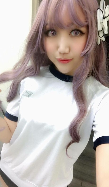 Miss Seven free model photos