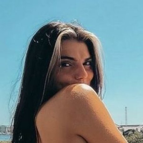 Madi Pearl star nude pics