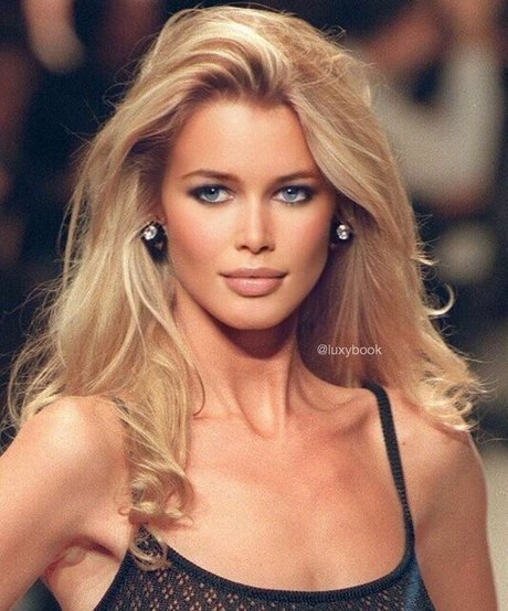 Claudia Schiffer pornstar top photo