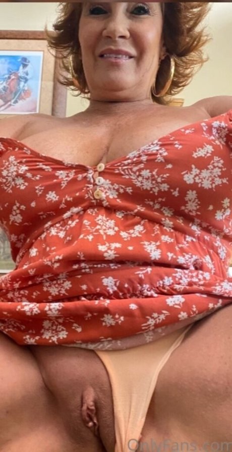 Dixie Dauphin pornstar top img