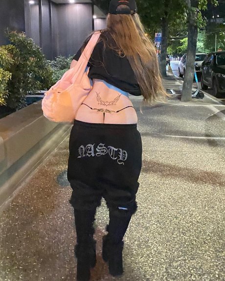 Lovelylillian pornographic star image